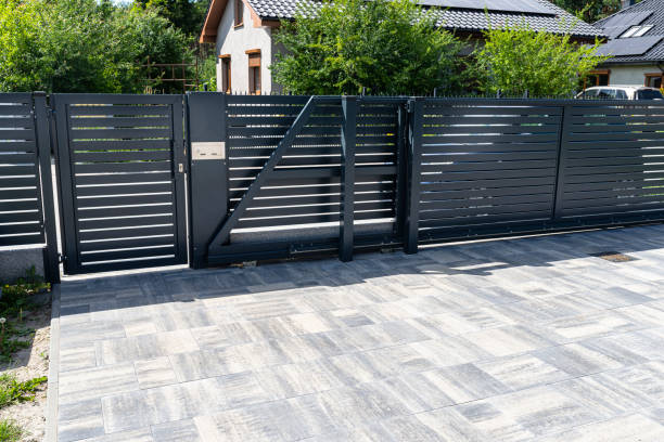 Best Driveway Pavers Contractor  in Mazomanie, WI